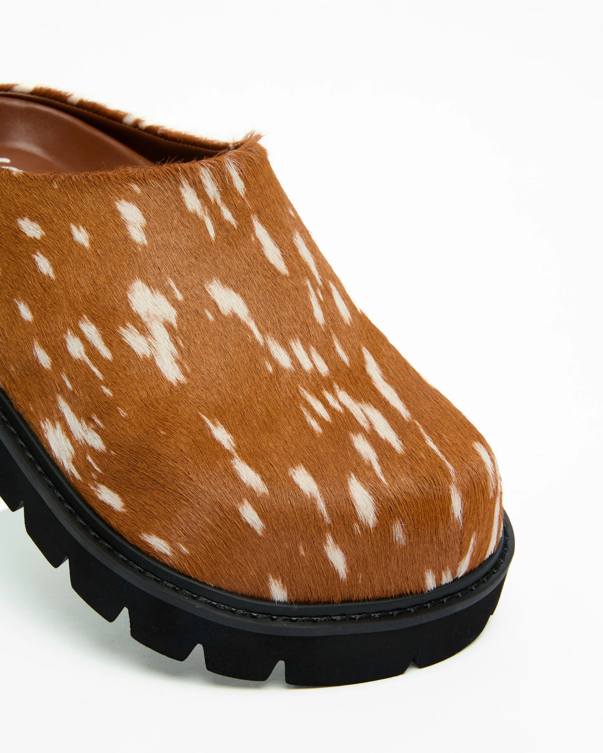 ROAM TAN PONY