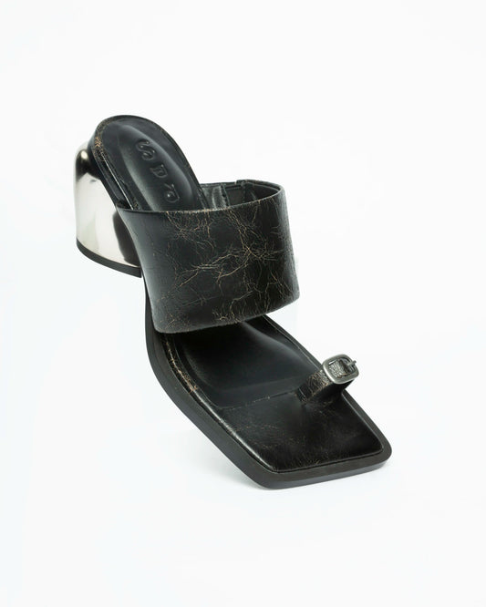 SIA BLACK DISTRESSED